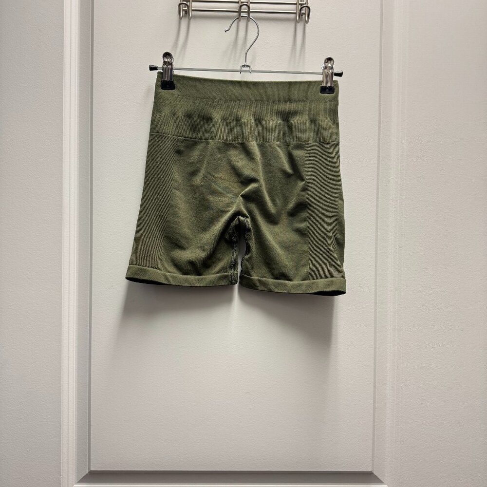 Alphalete Amplify Short